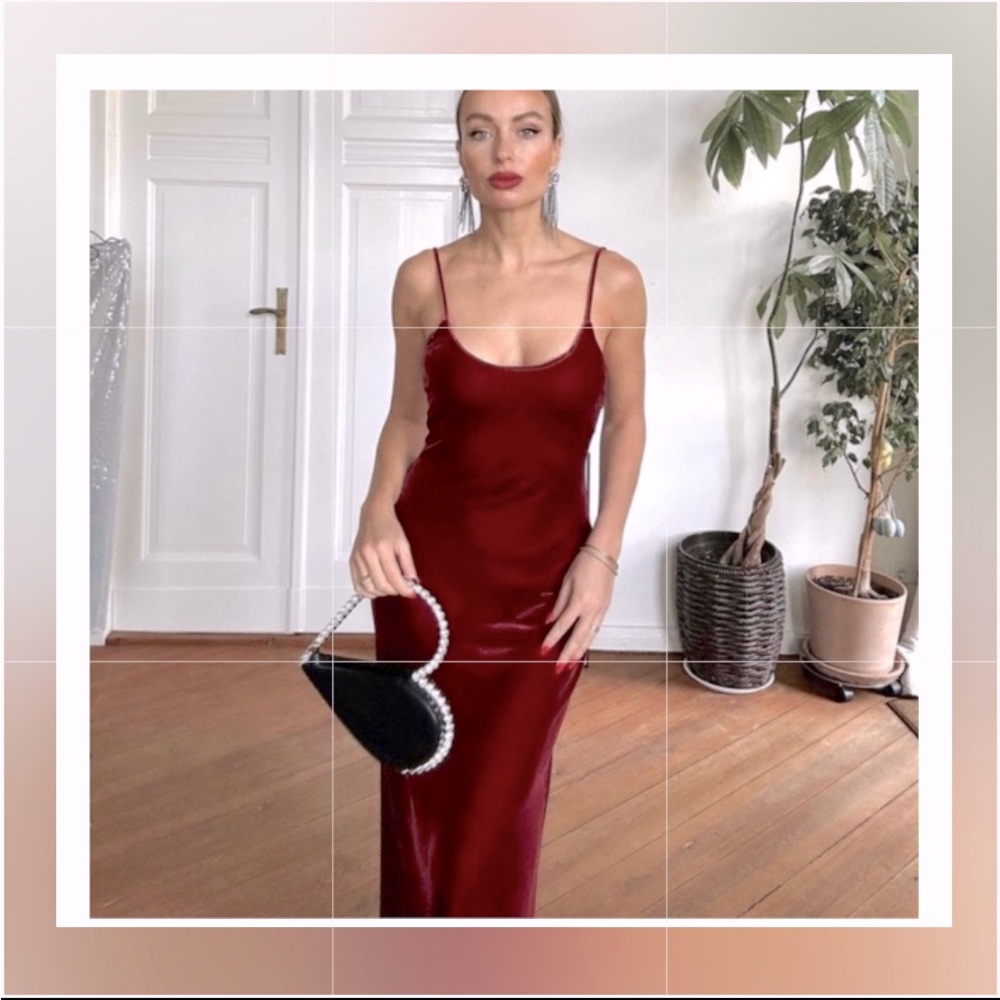 Blogger fave!!!🎀ZARA SILK VELVET MIDI DRESS ZW COLLECTION M🔥